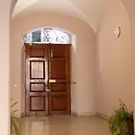 The Best Rent - Spacious Apartment Near Roma Termini Station